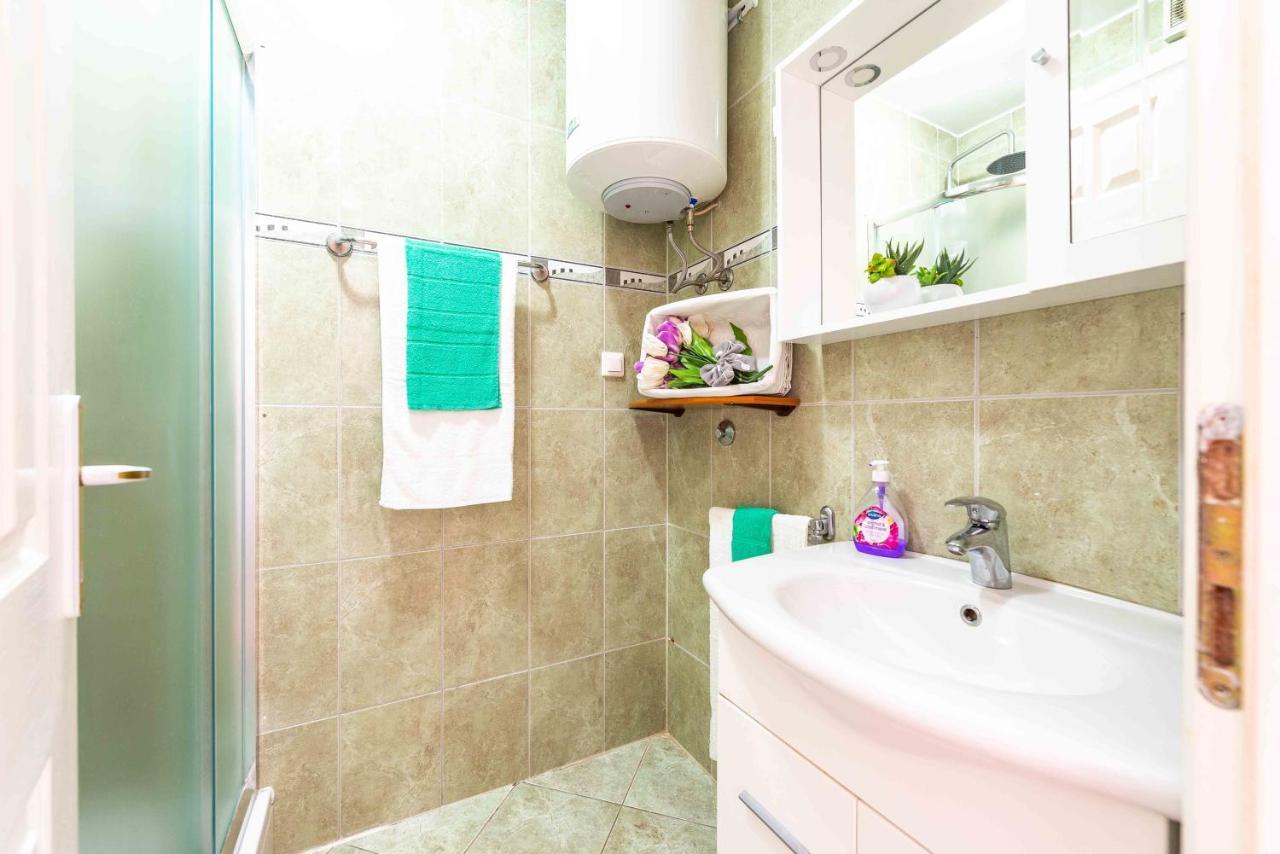 Apartment Hannah Novalja Ngoại thất bức ảnh