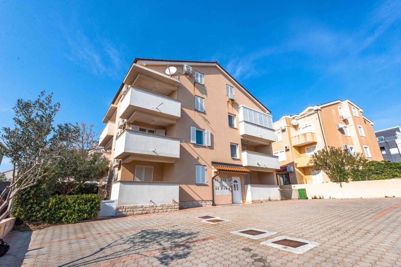 Apartment Hannah Novalja Ngoại thất bức ảnh